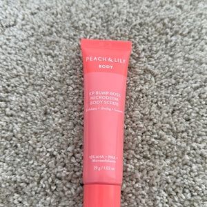 Peach & Lily Body Scrub